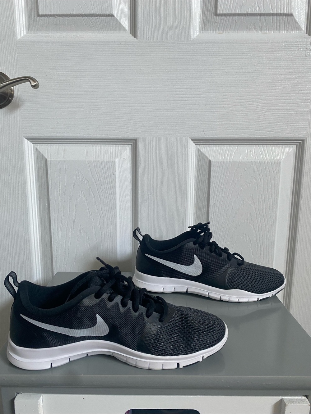Nike Flex Essentials Training Shoe Black - Picture 7 of 12